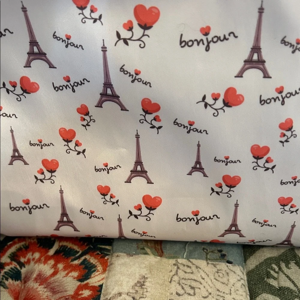 Lot of two Paris themed cosmetic bags